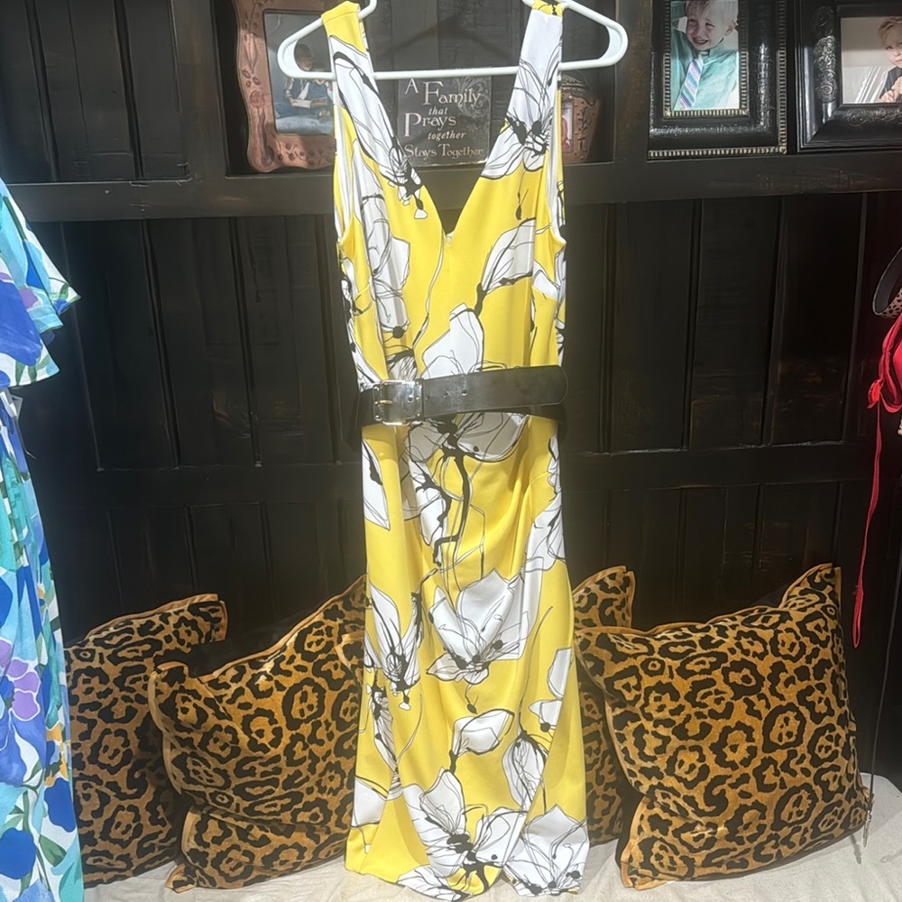Joseph Ribkoff Yellow and White Sleeveless Maxi Sundress